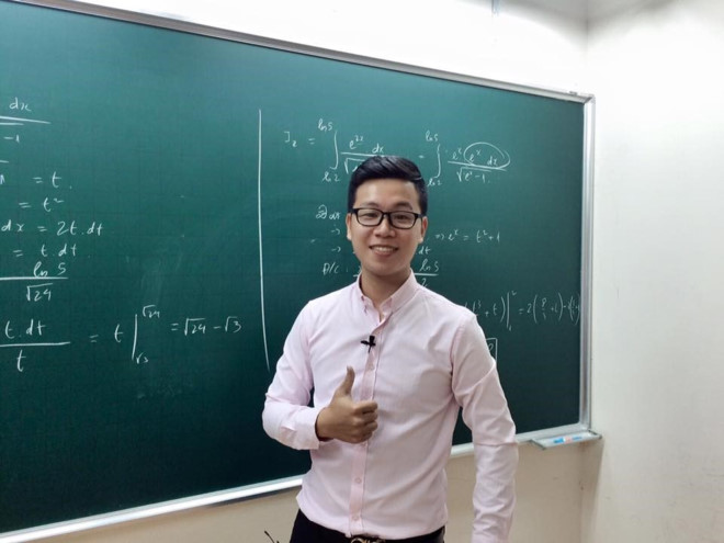 4 thầy giáo luyện thi được teen Hà Nội yêu mến
